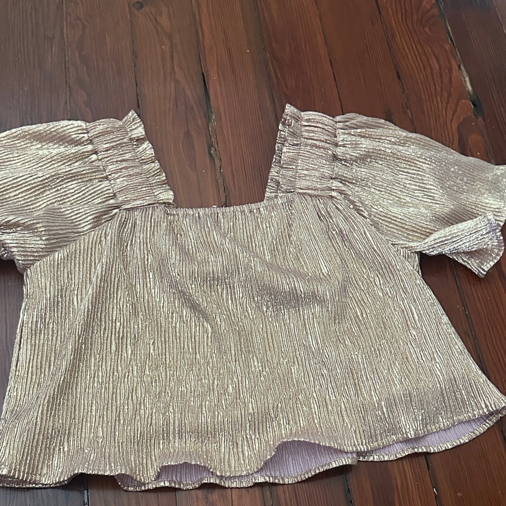 QUEEN OF SPARKLES Metallic Gold Blouse